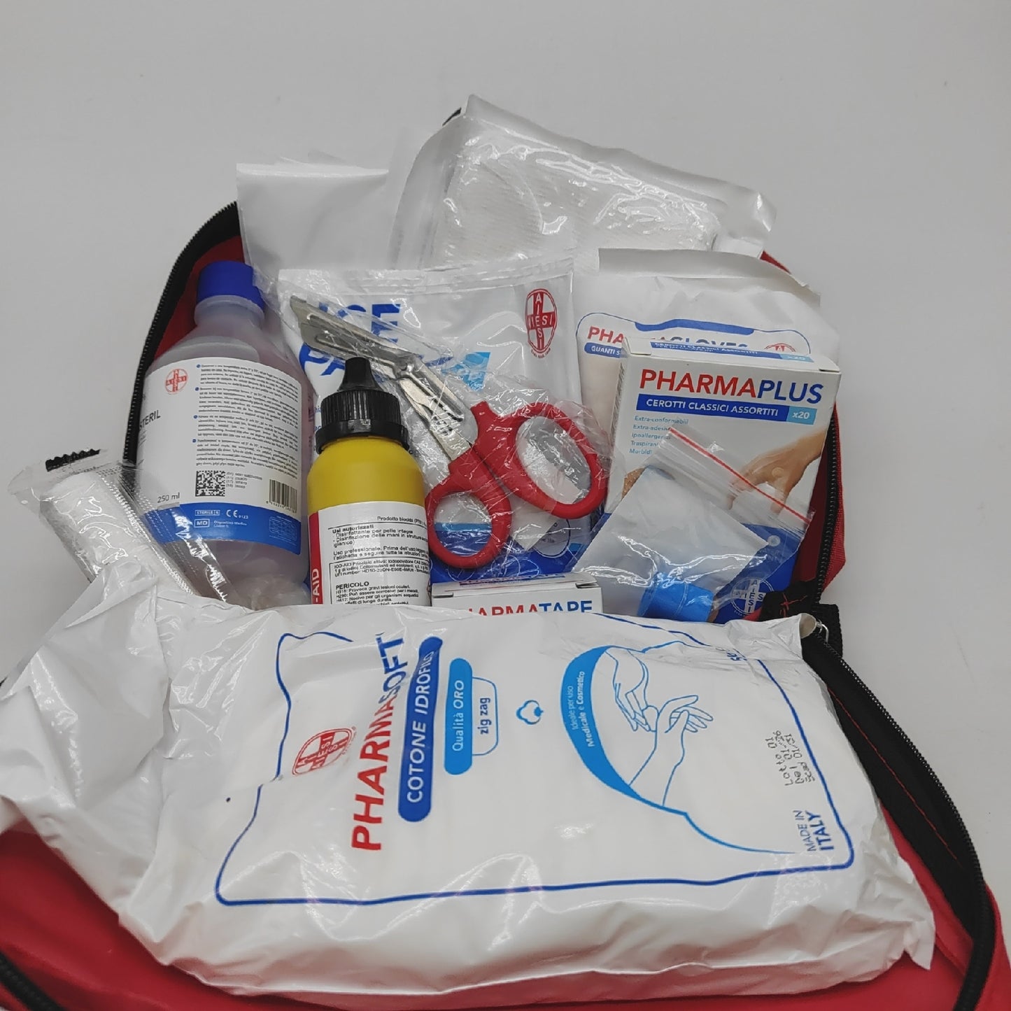 AIESI Erste-Hilfe-Kasten Tasche mit ANHANG 2 für Unternehmen mit weniger als