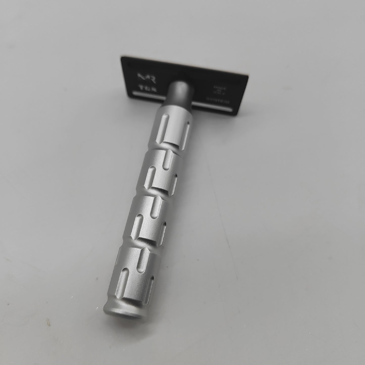The Goodfellas Sicherheitsrasierer Bartpflege Syntesi Velvet Aluminium Elegant Stilvoll für Herren