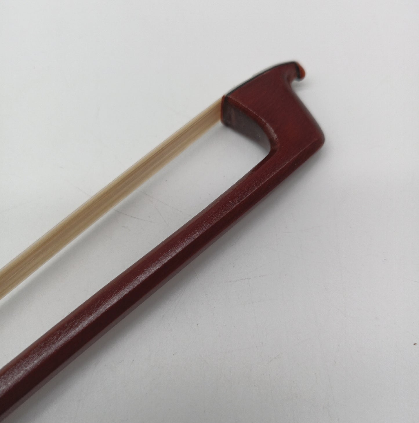 Theodore Geigenbogen Braun Traditionelles Zubehör
für Violine 1/4 Größe