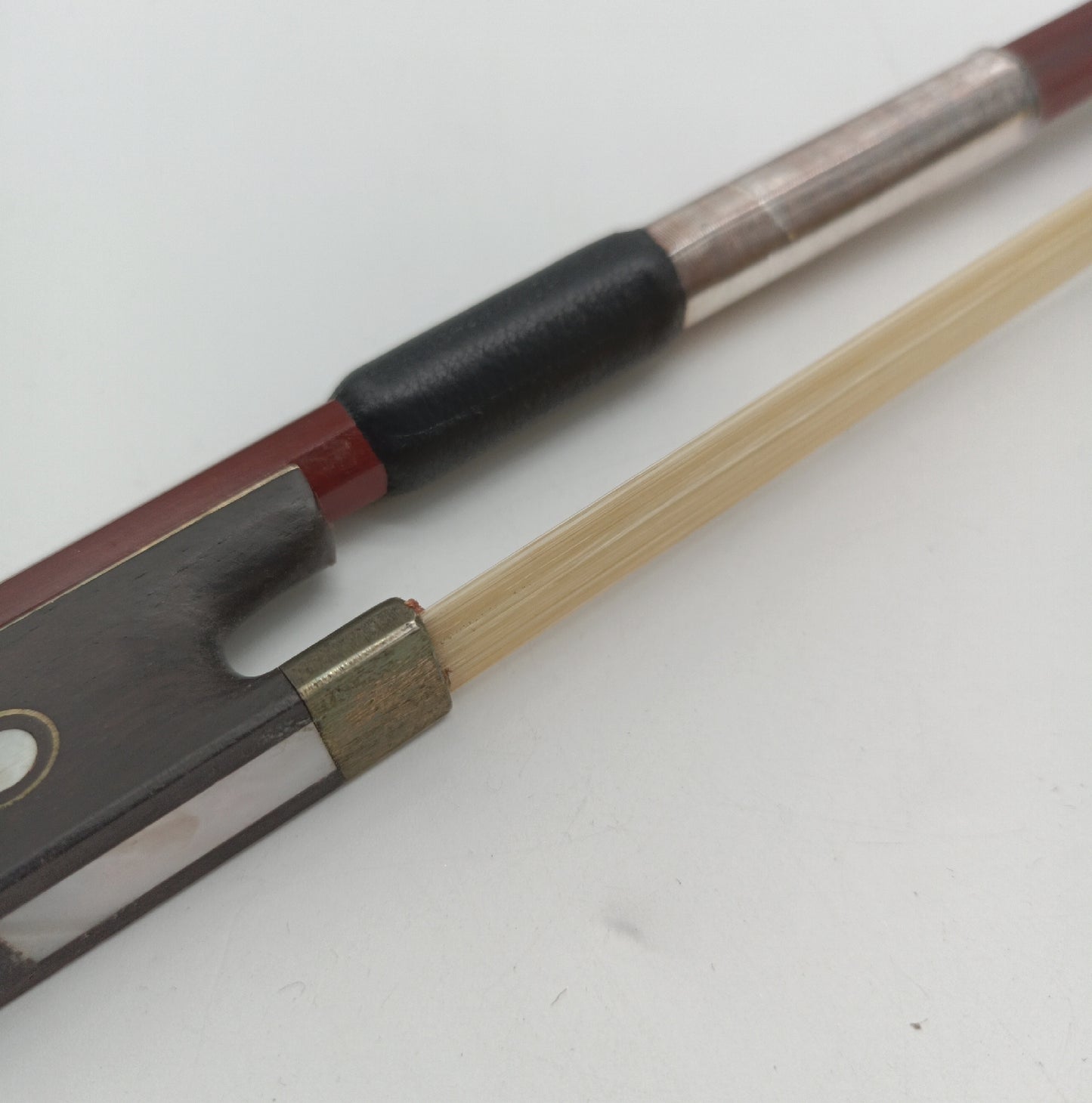 Theodore Geigenbogen Braun Traditionelles Zubehör
für Violine 1/4 Größe