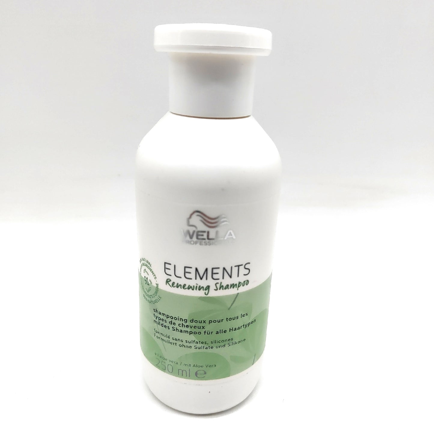 Wella Professionals Shampoo Haarpflege Elements Renewing Aloe Vera Sanftigkeit für alle Haartypen
