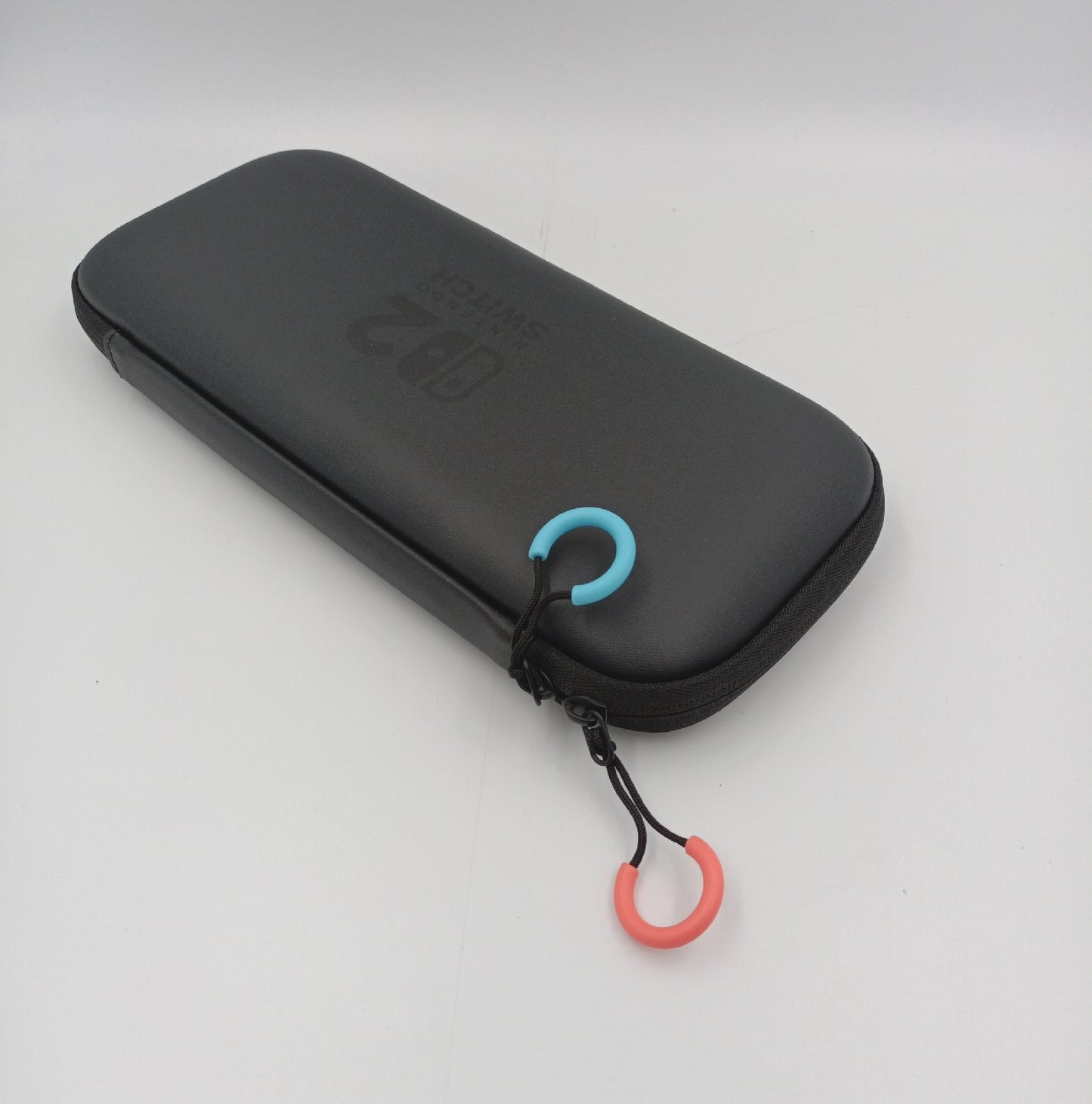 Offizielle Nintendo Switch 2 Huelle mit Halter fuer Spiele ohne Folie