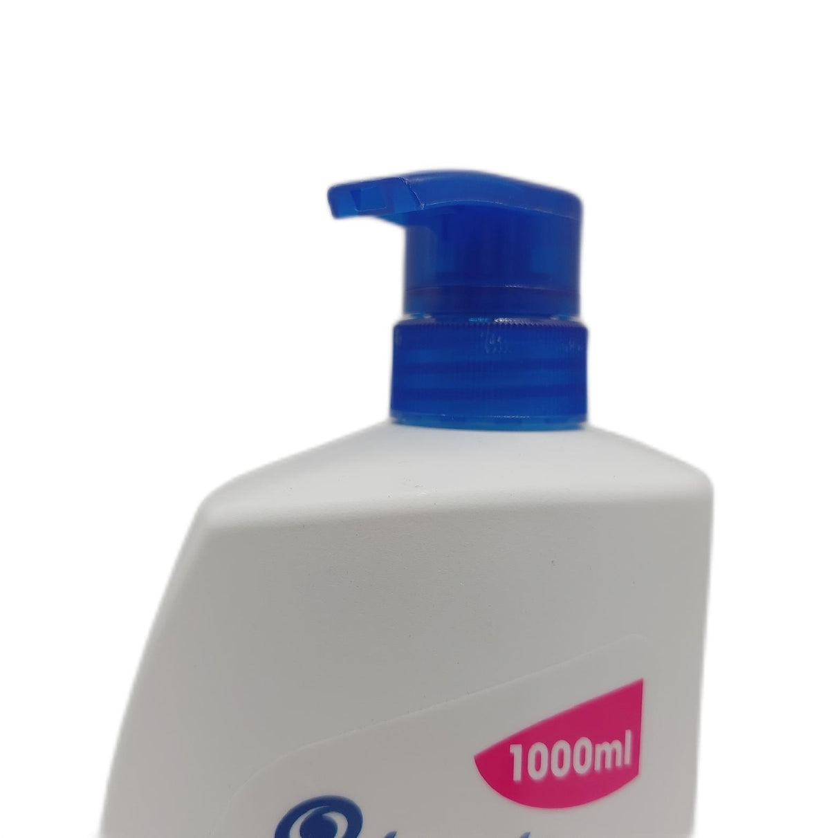 Head & Shoulders Classic Anti-Schuppen-Shampoo mit Pumpe, 1000 ml, für den täglichen Gebrauch, bis zu 100% der Schuppen entfernt, klinisch nachgewiesen.
