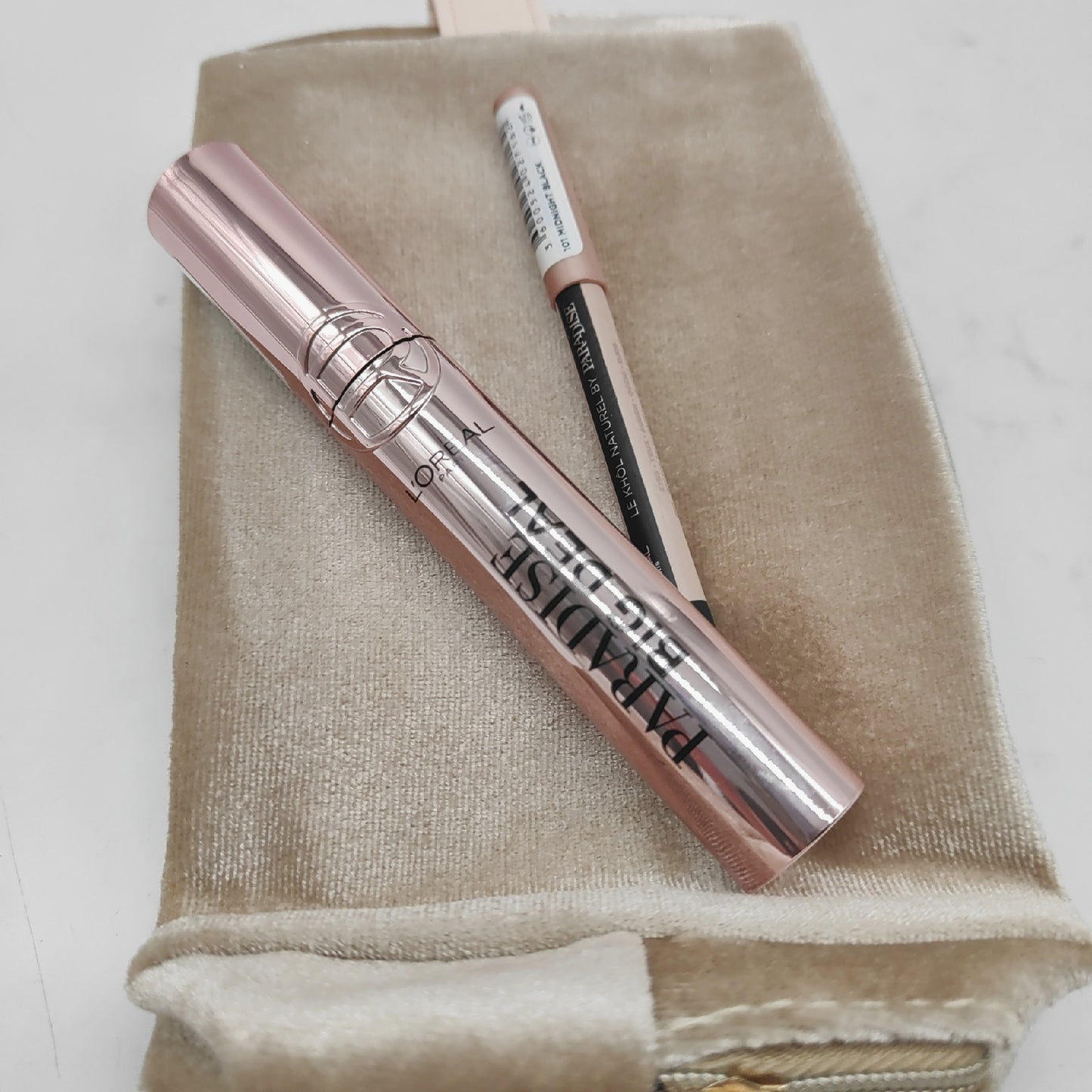 L'Oréal Paris Geschenktasche Make-up mit Mascara Big Deal und Mini-Augenstift