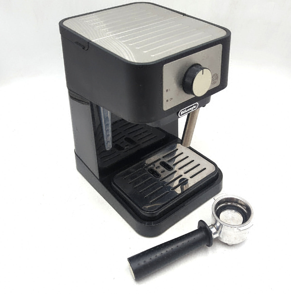 DeLonghi Espressomaschine Siebträgermaschine Schwarz Silber mit Gebrauchsspuren Gehäuse Kratzer