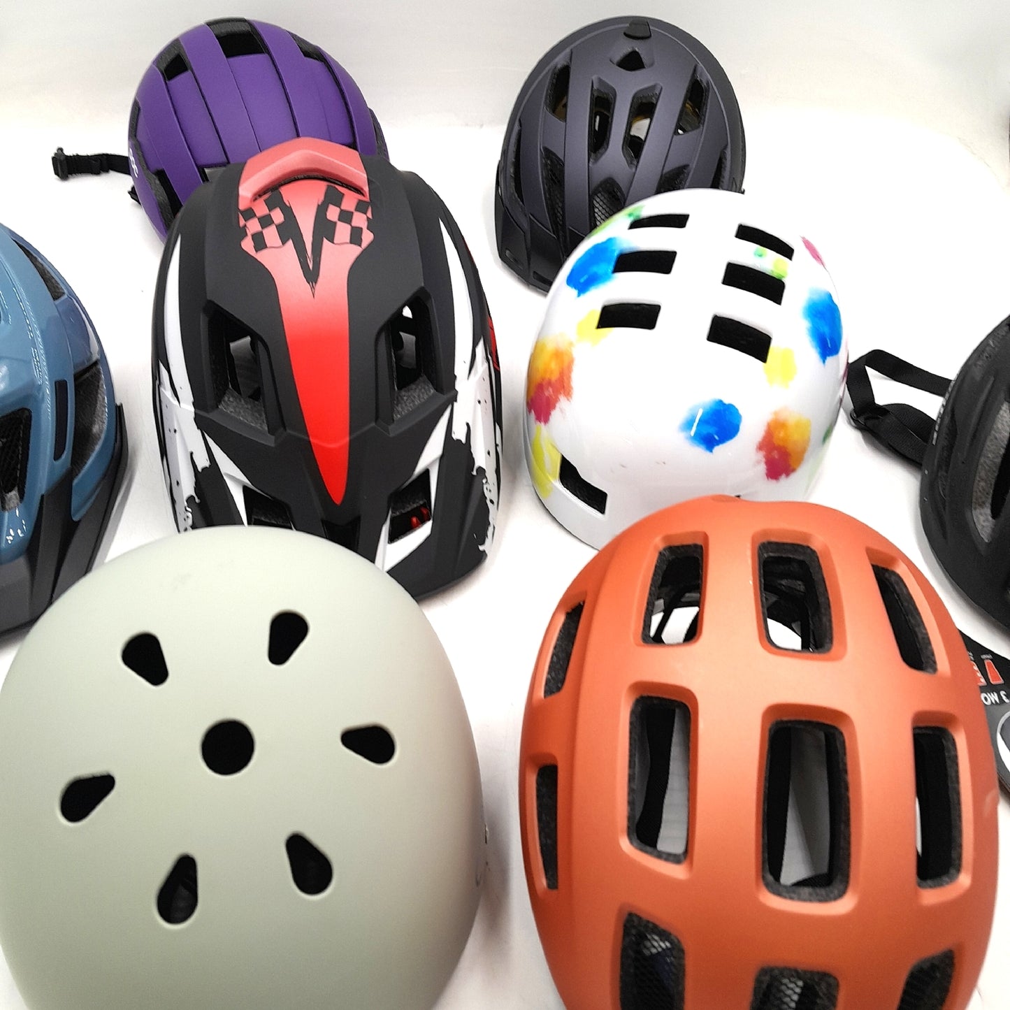 Sport Helme Kunden Retouren Rückläufer Mixkarton Sportausrüstung Sicherheitsschutz Freizeitspaß