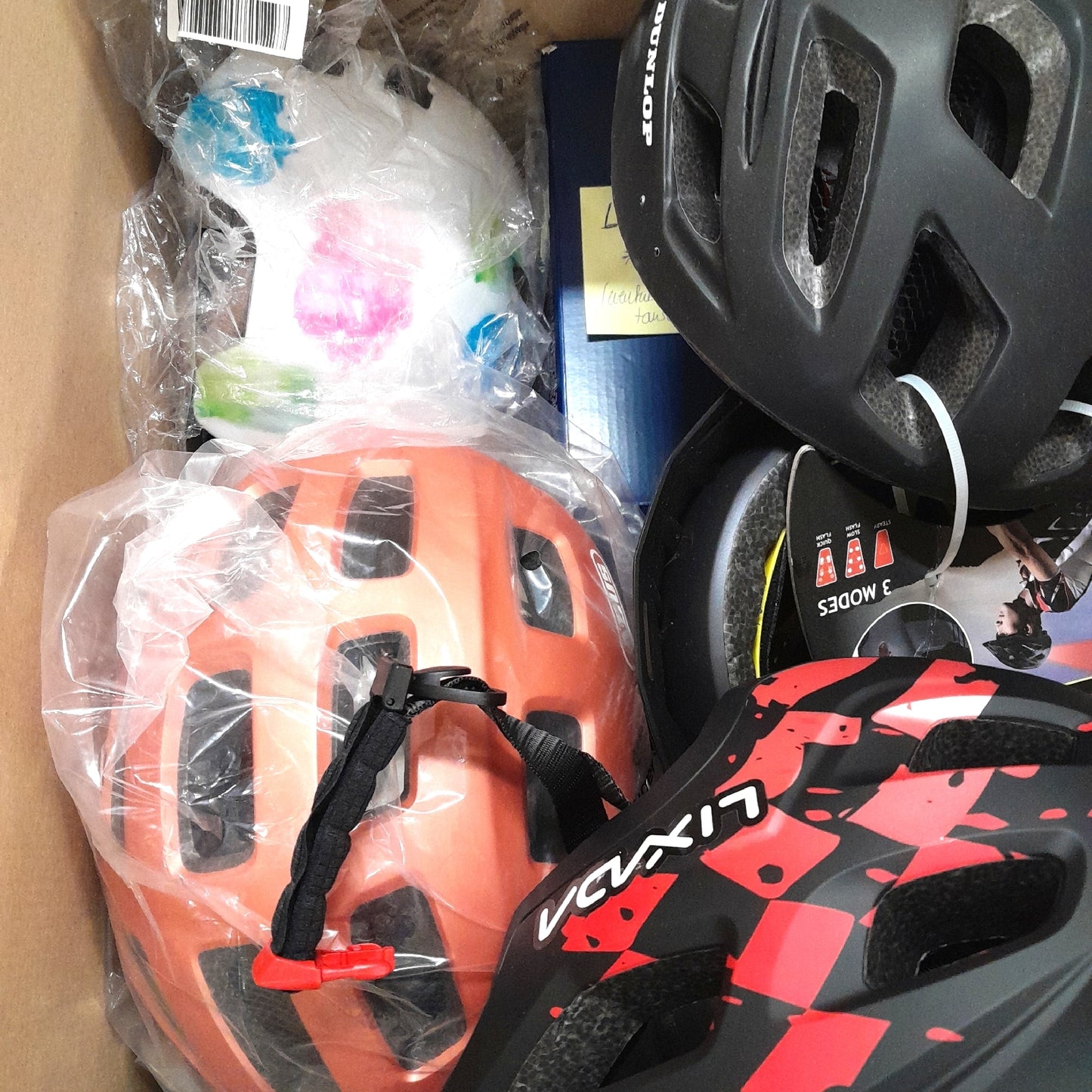 Sport Helme Kunden Retouren Rückläufer Mixkarton Sportausrüstung Sicherheitsschutz Freizeitspaß