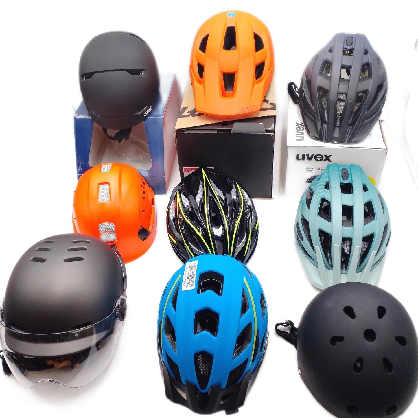Kunden Retouren Rückläufer  E Ware 21 Stück  Helme Fahrradhelme Uvex Fox Alpina Fischer Dunlop