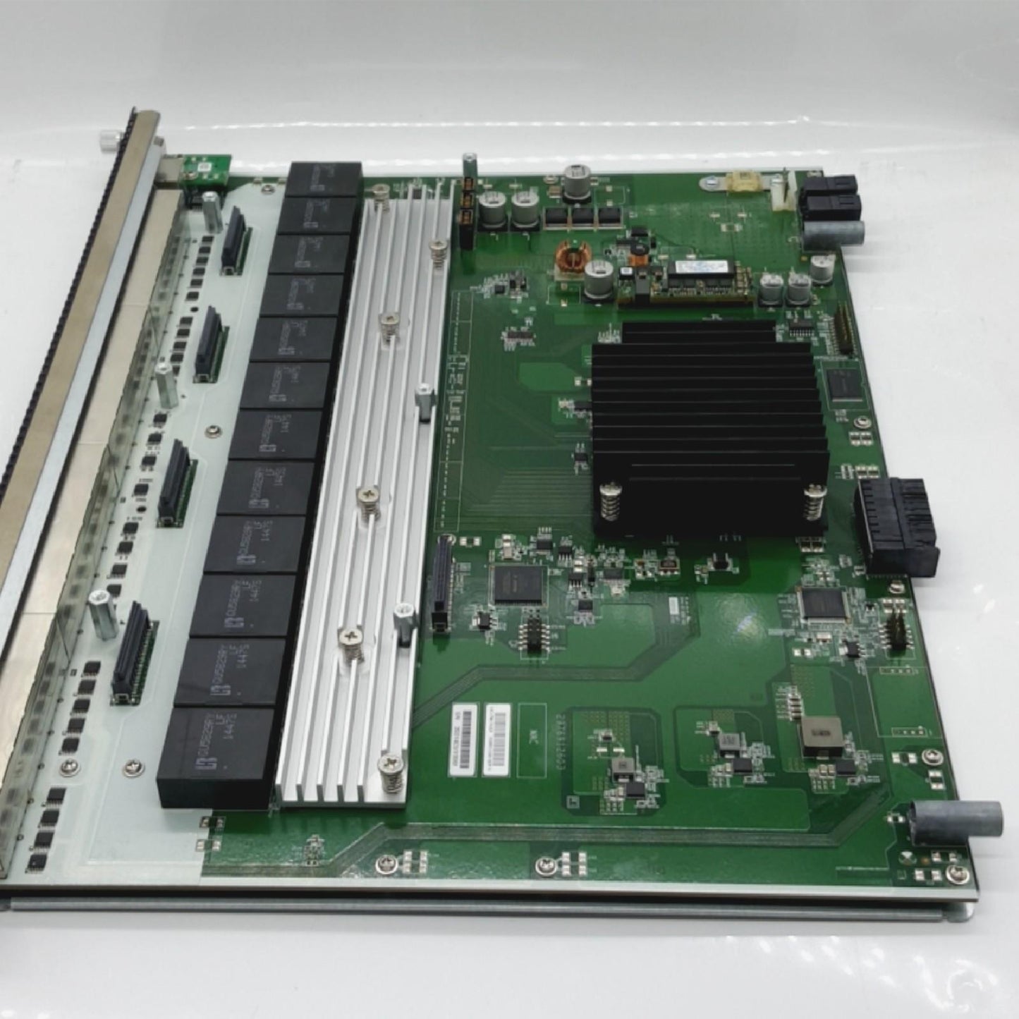 Netgear Switch Netzwerkkomponenten M6100 Reihe Effizienz verbessert schnelle Verbindung