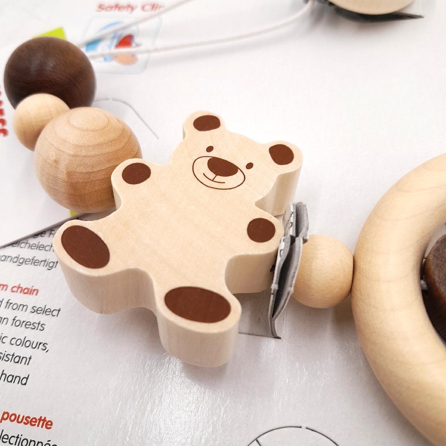 Heimness Kinderwagenkette Baby Spielzeug Modell Bär Holz naturfarben braun 40cm