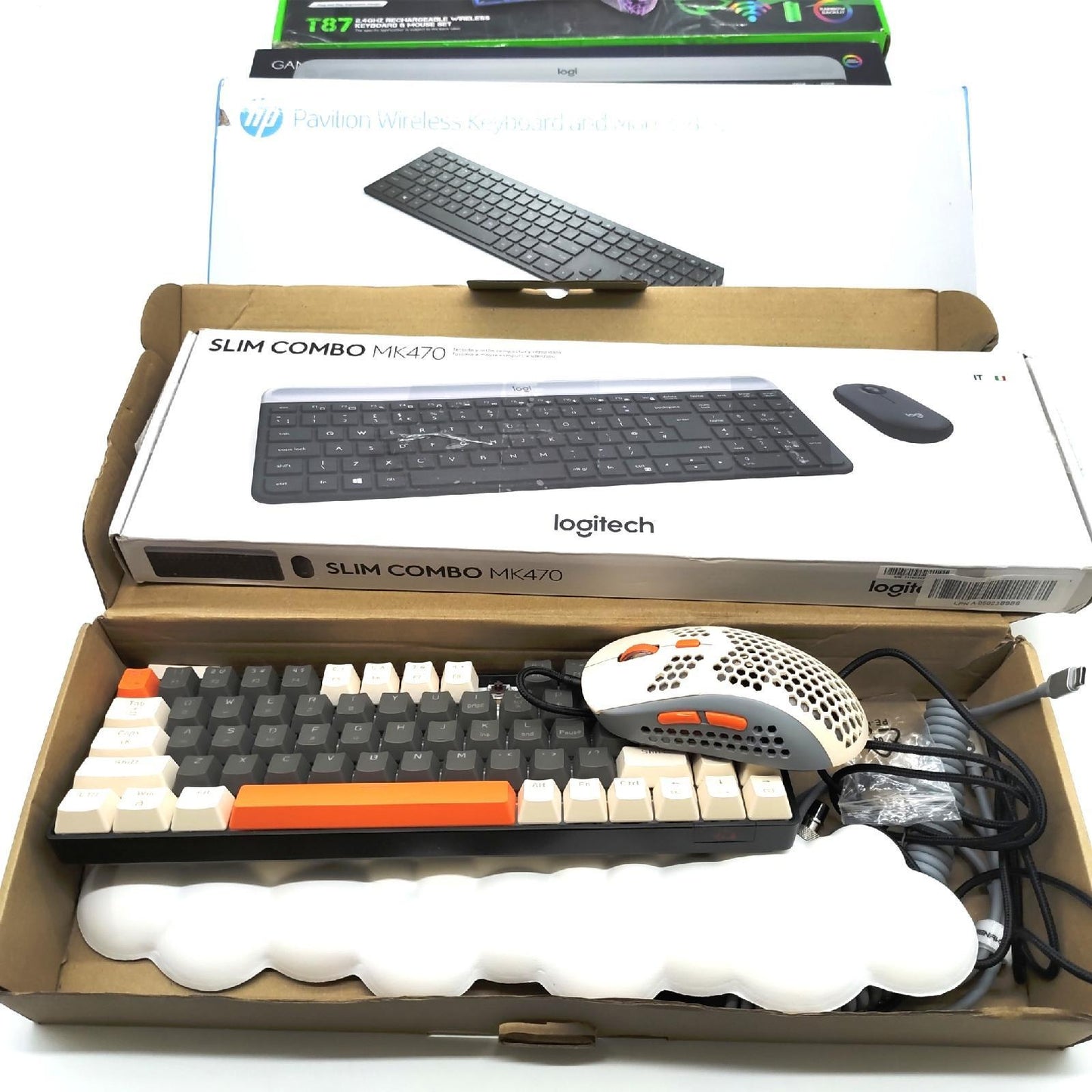 C D E Ware Tastaturen QWERTY Layout Kunden Retouren Rückläufer; Tastaturen hohe Qualität schnelle Verarbeitung; ergonomisches Design optimal für Büro- und Heimanwendung