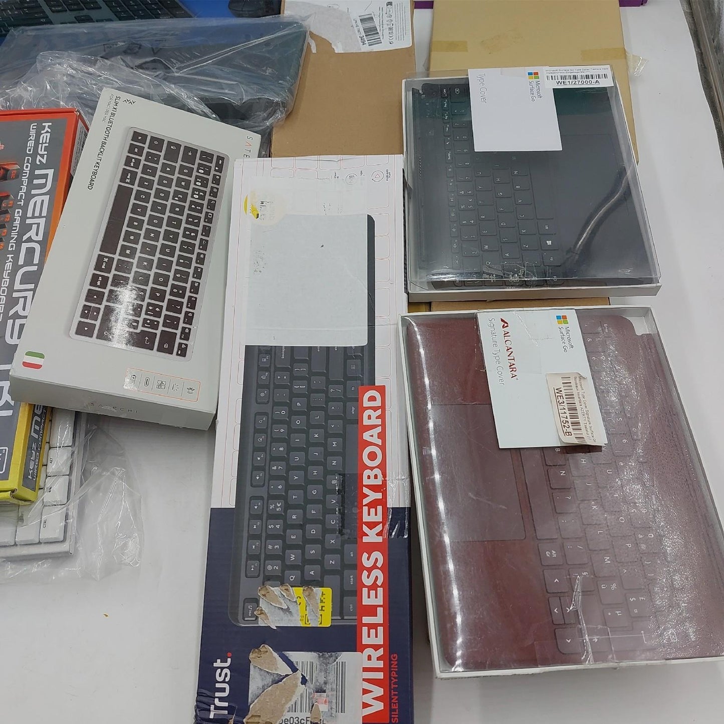 QUERTY Tastaturen Rückläufer B Ware Kunden AZERTY fremdHersteller International GmbHProdukt KeyboardWarengruppe ElektronikSchlagwort Ersatzteil