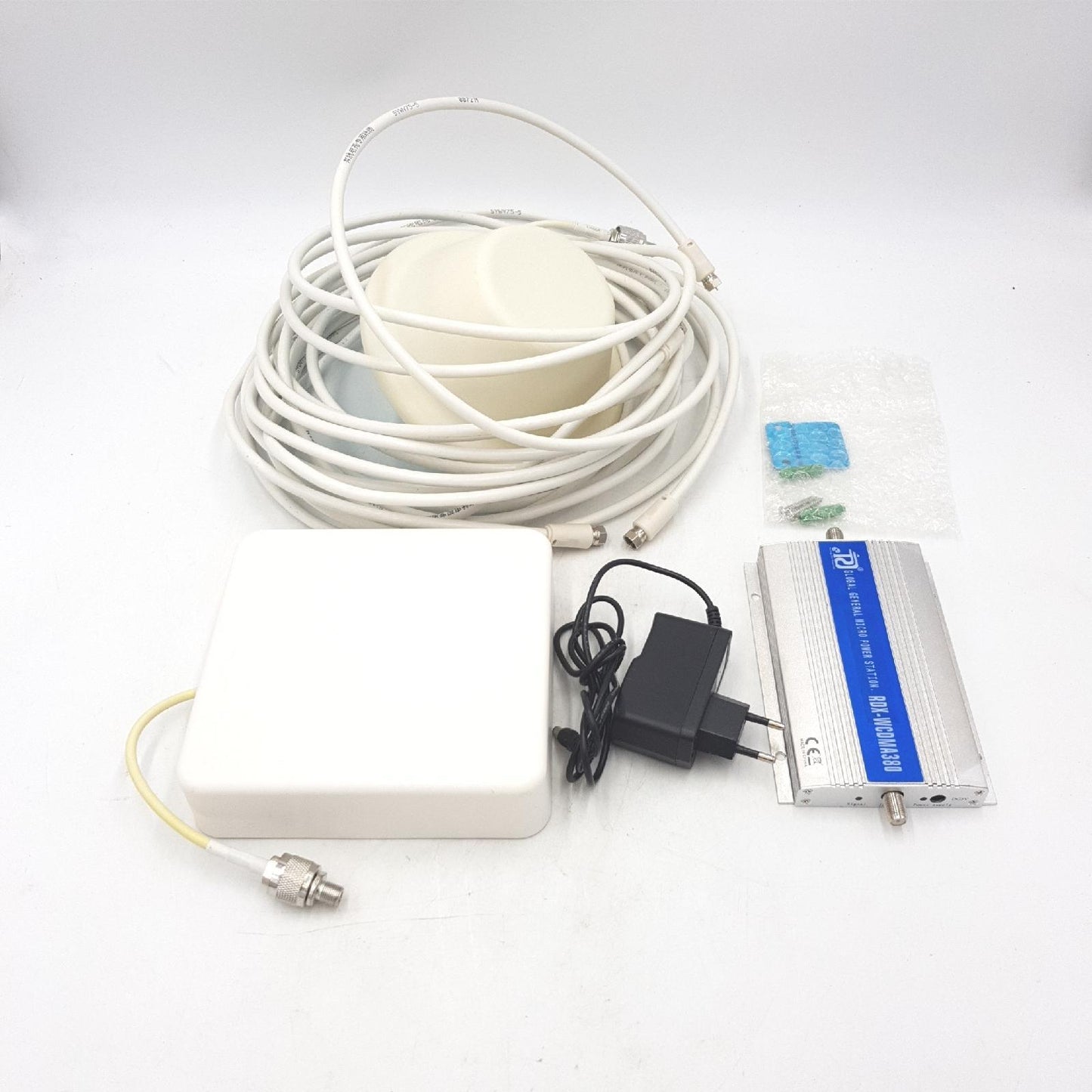 SignalRepeaterVerstärkerKit für GSM Umts 3GHandys Antenne