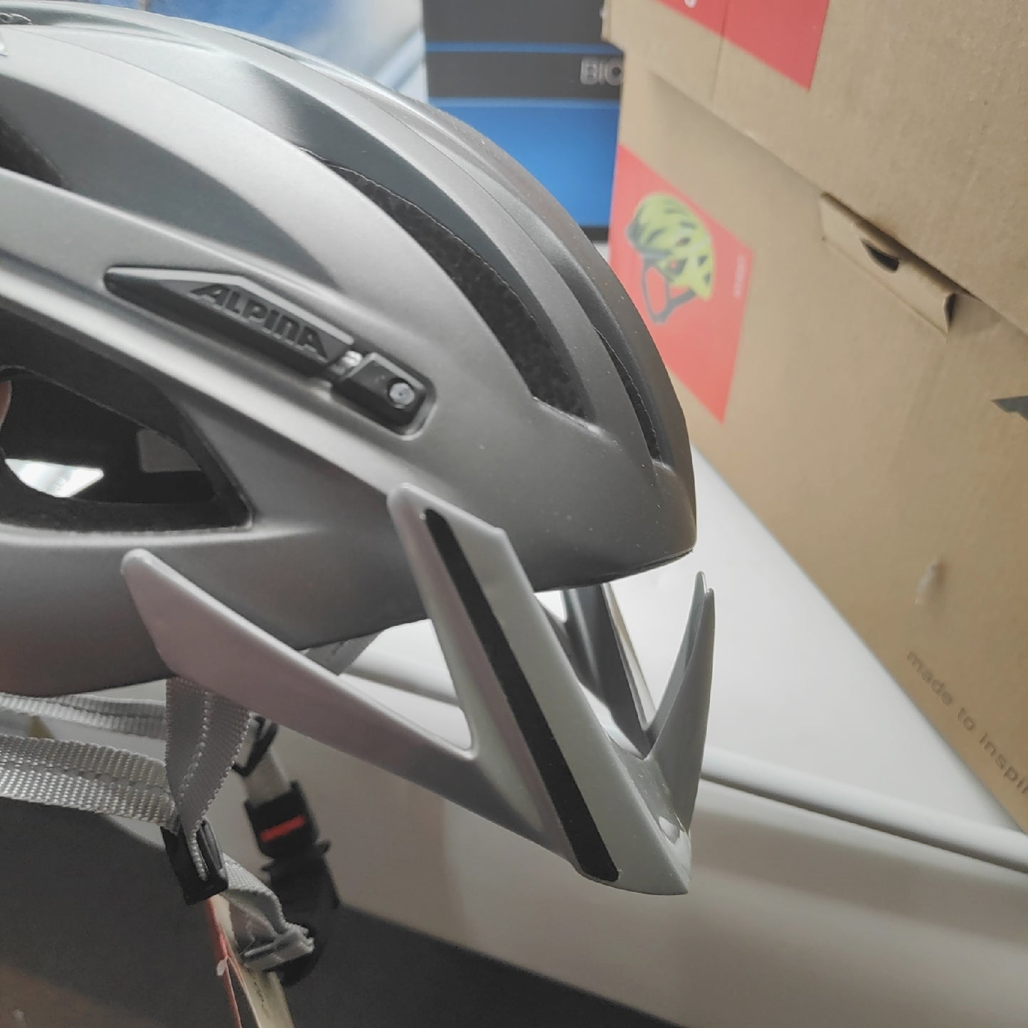 Helm Schutz Helme Kopfschutz Defekt für Bastler