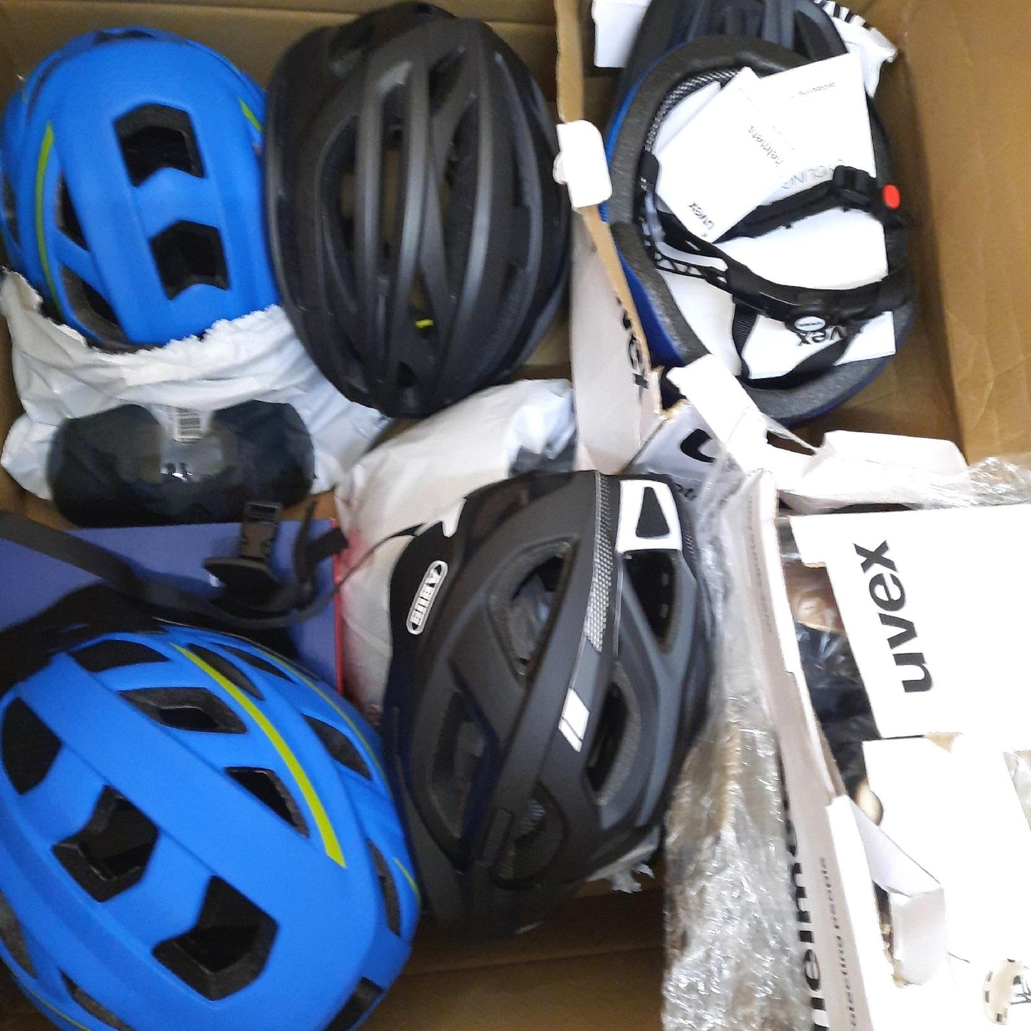 Radhelme Fahrradhelme mit Schäden