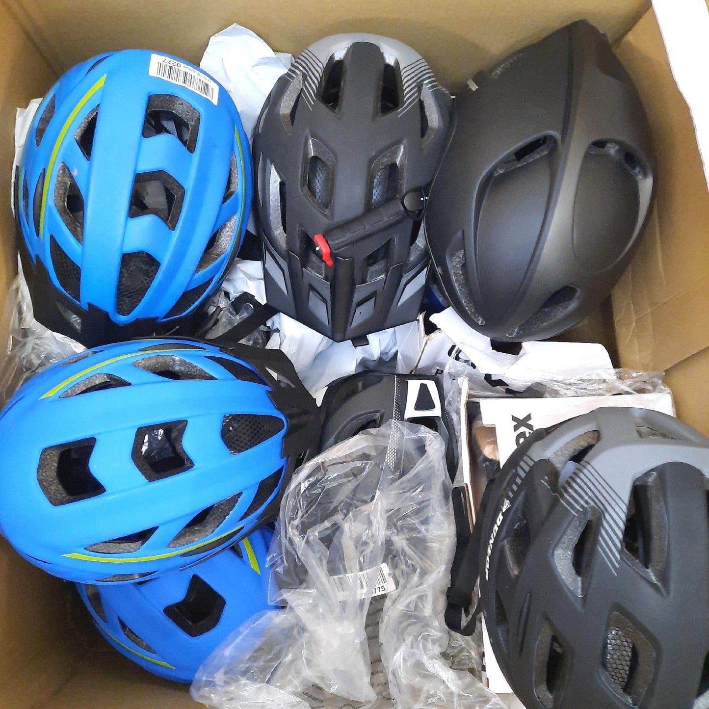 Radhelme Fahrradhelme mit Schäden