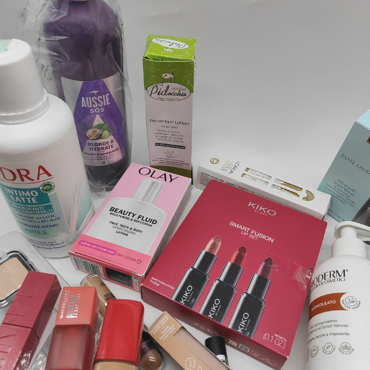 Loreal Creme Drogerie Schminke geöffnet für Pflege Körperpflege Beauty Routine