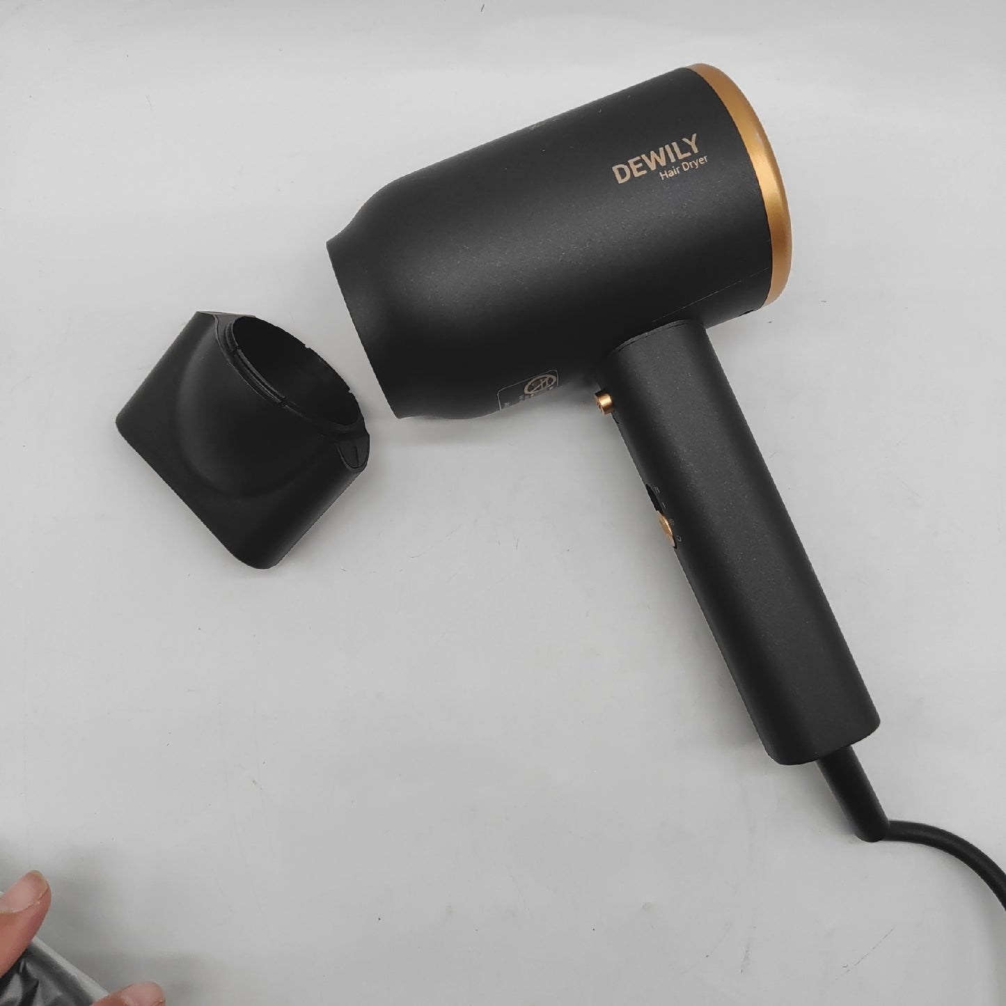 DEWILY Föhn Haartrockner Styling Ionen Diffusor 1800W Schn