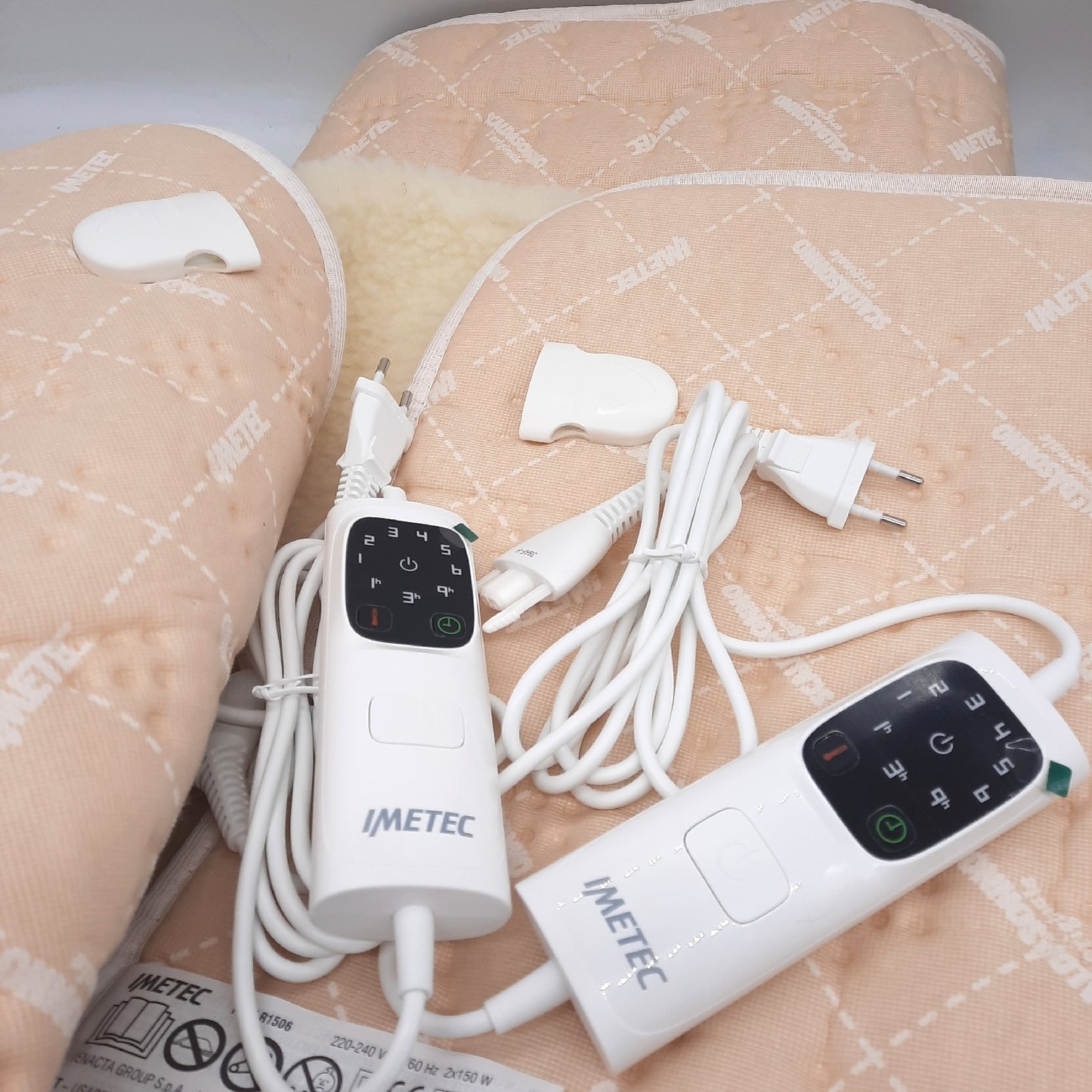 Imetec Scaldasonno Adapto Wärmeunterbett für Doppelbett 150x160 cm schnelle Erwärmung personalisierbare Temperatur 100 % Wolle und Merinowolle Made in Italy 2 separate Bedieneinheiten 6 Temp