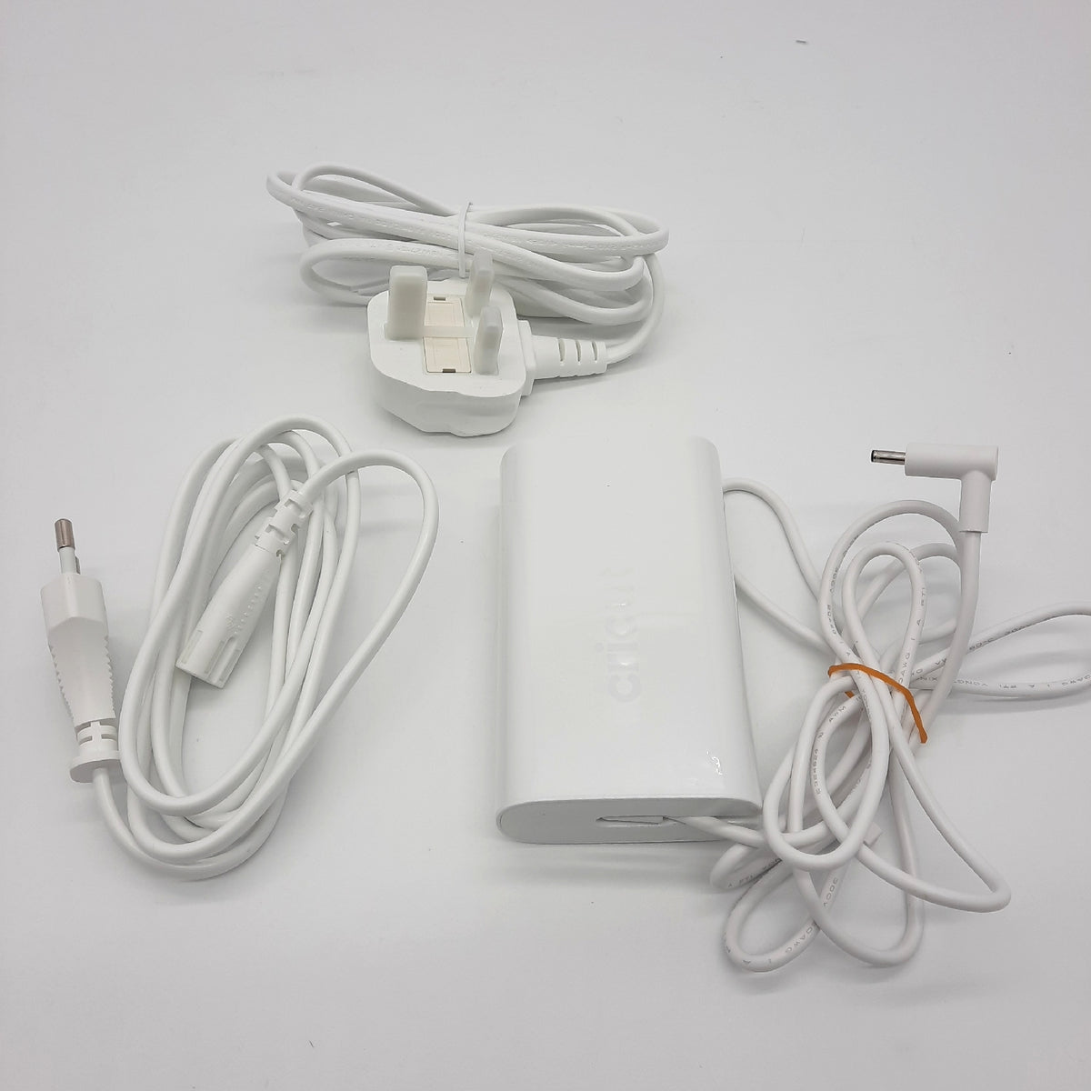 Cricut Cricut Joy Kompakte smarte Bastelmaschine Starter Bundle Edition 2024 Kreativ