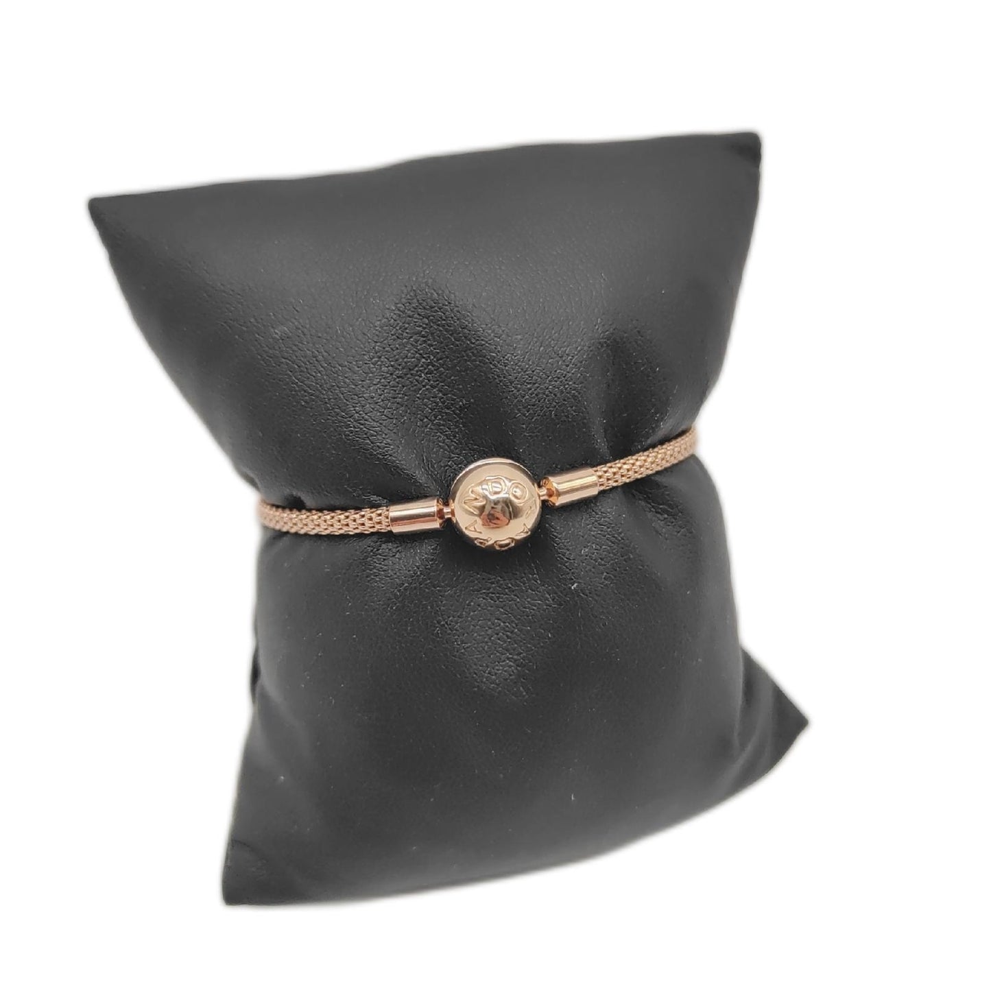 Pandora Armband Schmuck Damen Statement Rose elegant stilvoll modisch Damenaccessoire