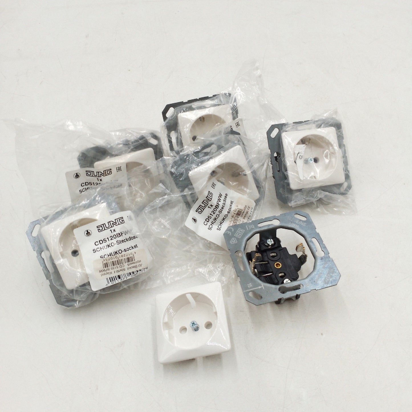 SCHUKO Steckdose Elektrik CD5120BFWW 50x50 6 Stück Installation Zubehör für Haushalt