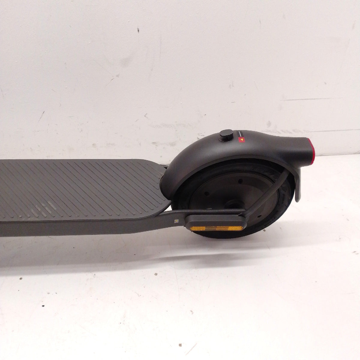 Xiaomi EScooter 5 Elite 70 km Reichweite 25 Prozent Steigung ohne A