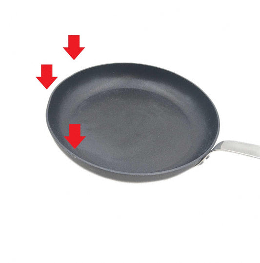 DE BUYER 8760 Choc Intense Bratpfanne Mattschwarz Kochpfanne mit optischem Mangel Formverzug