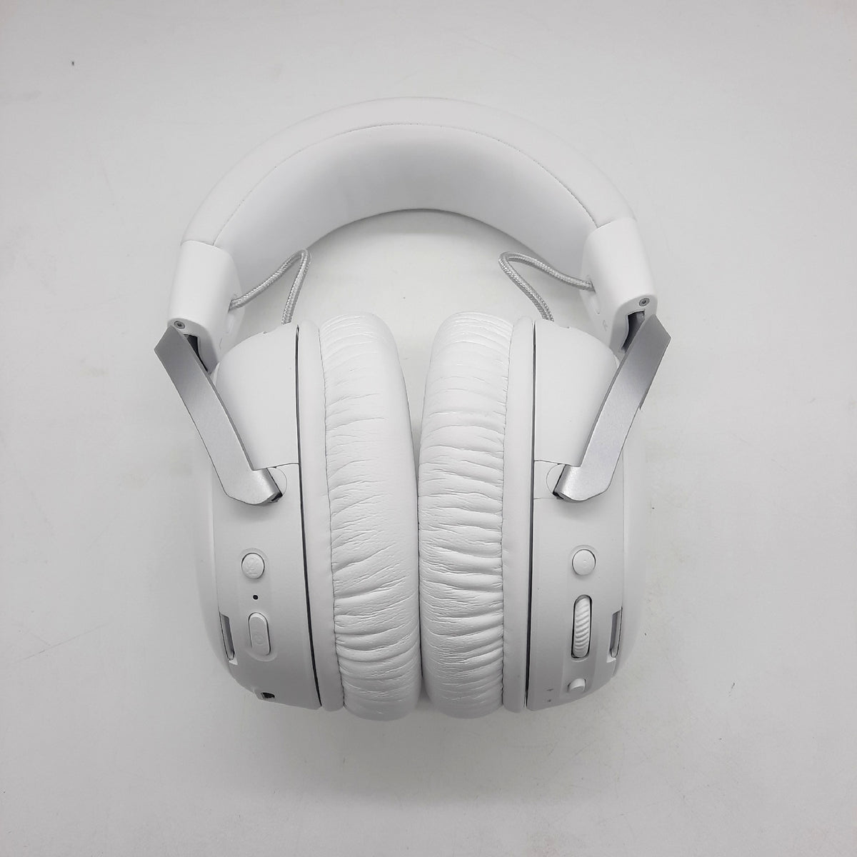 HyperX Cloud III S Kabelloses Gaming-Headset, Multiplattform, 2,4 GHz,  - Defekt