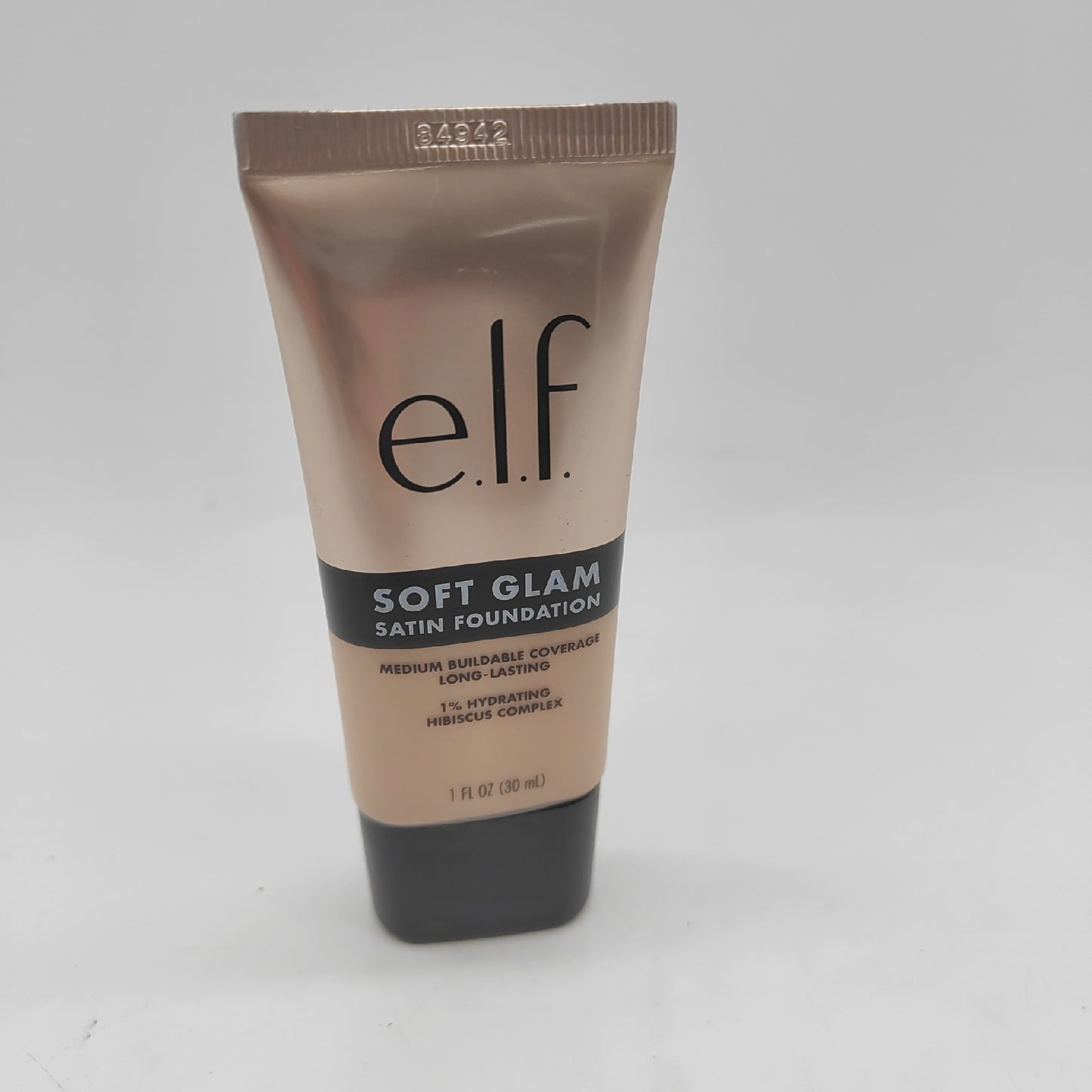 elf Foundation Make up Soft Glam Mittlere Deckkraft Langanhaltend Aufbauend Gesicht