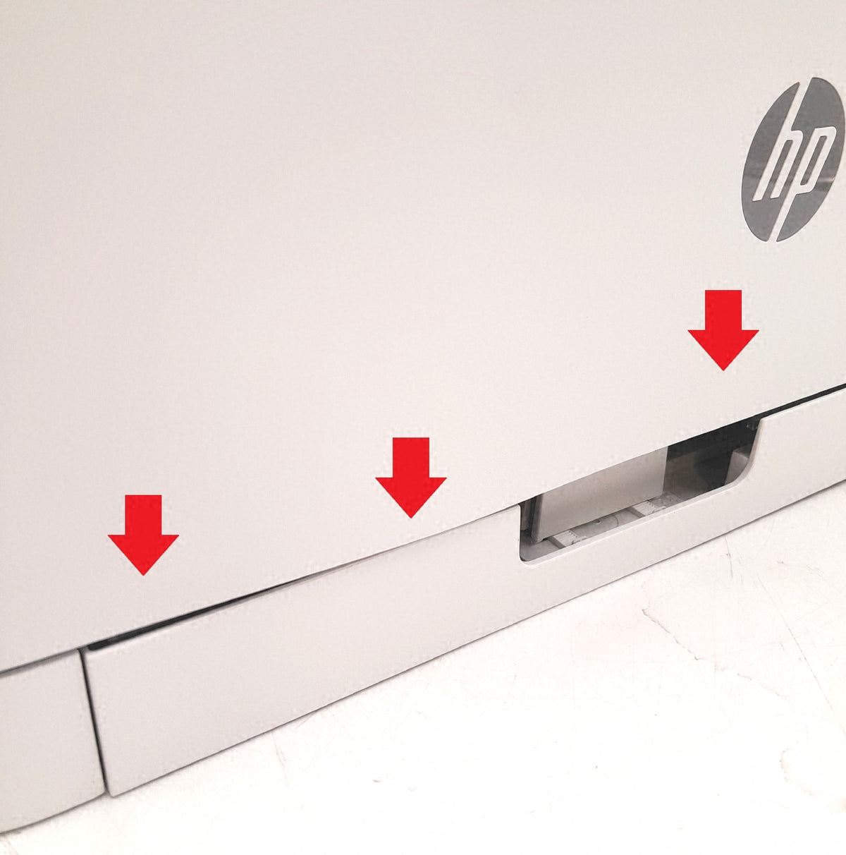 HP Color Laser MFP 178nwg Multifunktionsgerät Gehaeuse vorne verbogen