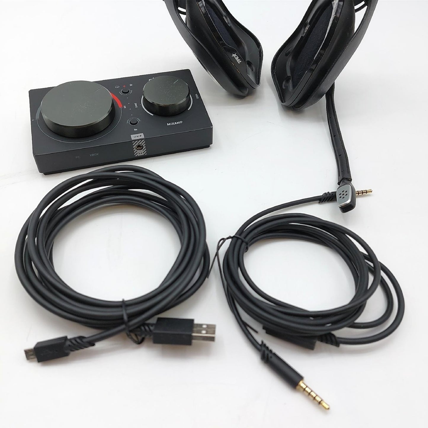 ASTRO Gaming A40 TR Headset Kabel MixAmp Pro Tr sichtbare Spuren ohne Polster