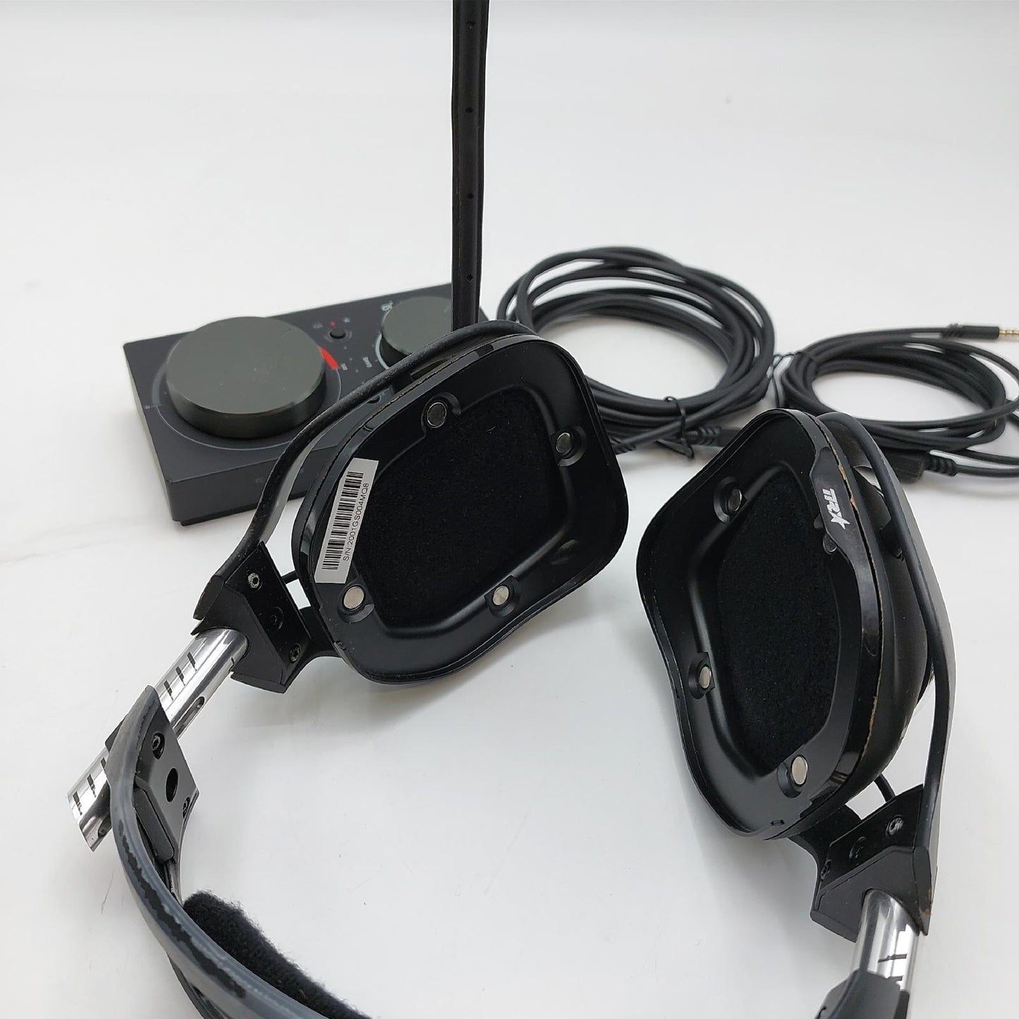 ASTRO Gaming A40 TR Headset Kabel MixAmp Pro Tr sichtbare Spuren ohne Polster