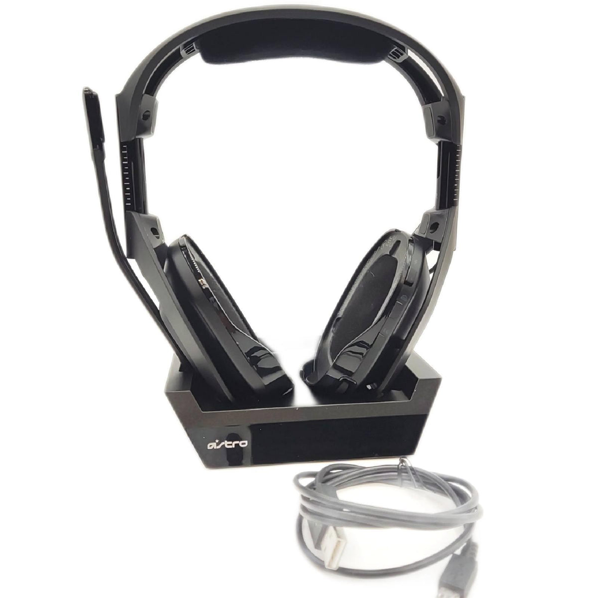 ASTRO A50 Wireless Gaming Headset Ladestation 4 Generation ohne Ohrpolster sichtbare Sp