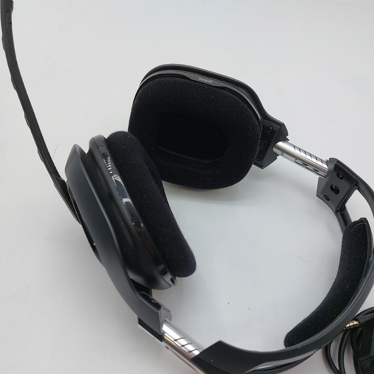 ASTRO Gaming A40TR Gaming-Headset mit ASTRO Audio V2 Dolby ATMOS 3,5 mm Au oraustauschbare Ohrpolster