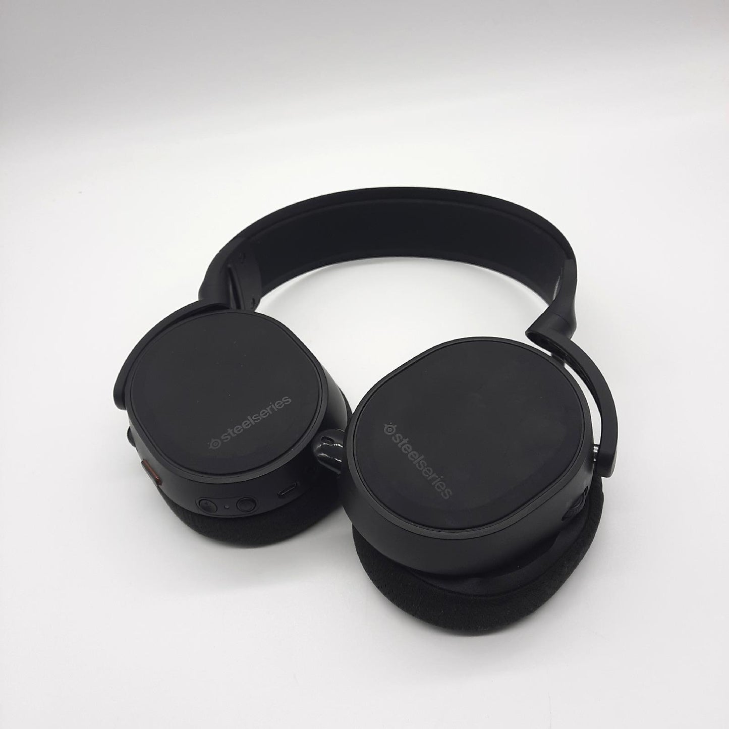 SteelSeries Arctis 9  Dual Wireless Gaming Headset  Verlustless 24 GHz  - Defekt