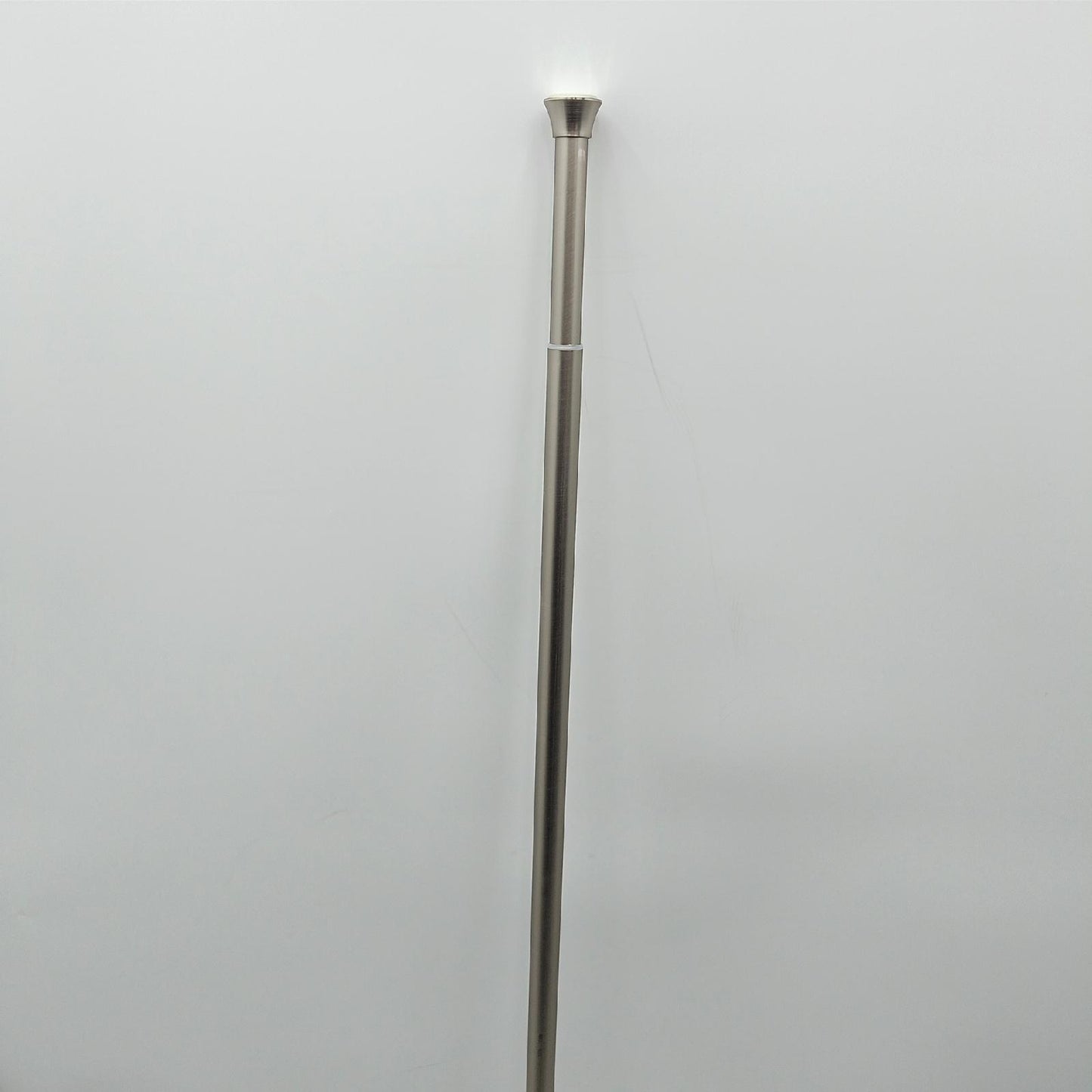 Amazon Basics Duschvorhangspanner Badezimmer Zubehör verstellbar 137 bis 229 cm robust