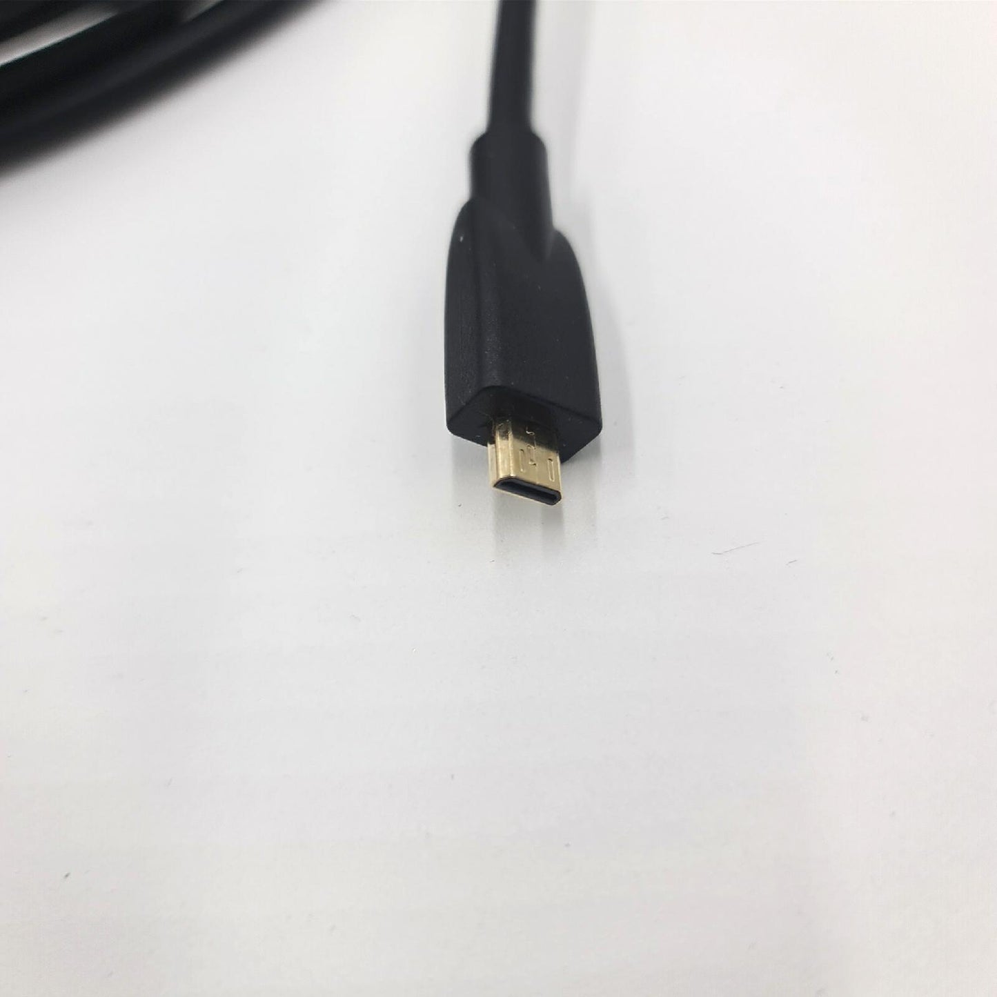 Amazon Basics Kabel HDMI Adapter Verbindung Micro HDMI zu HDMI 4K 60Hz UHD Highspeed Ethernet