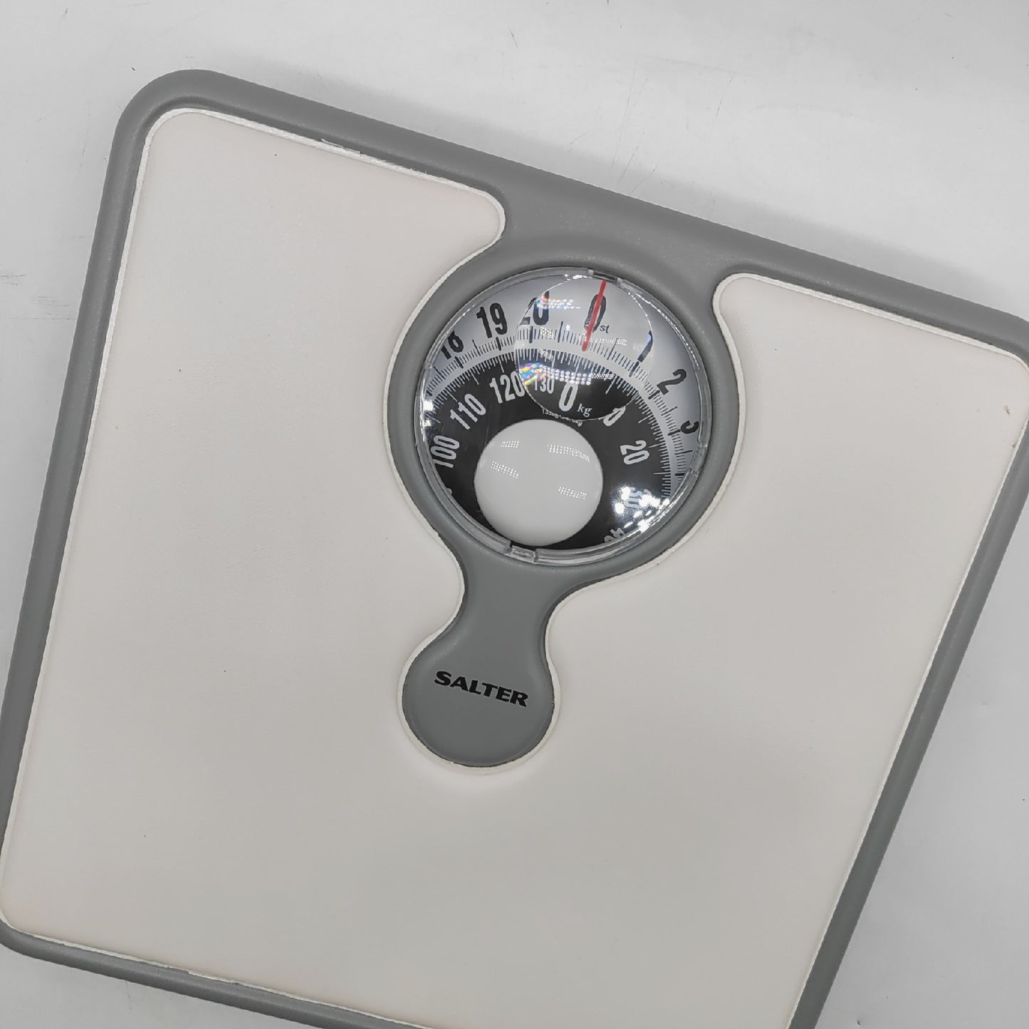Salter Waage Haushaltswaage Waagen 484 WHDR kompakt praktisch Design